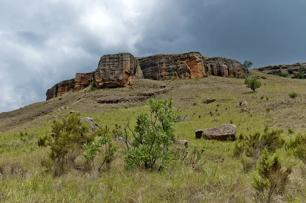Interesante roca sedimentaria en el Castillo de los Gigantes — Foto de Stock
