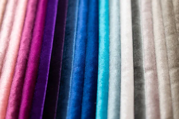 多色面料样品目录。纺织工业背景。彩色棉织物。Palet案 — 图库照片