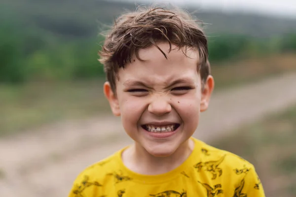 Six Year Old Boy Smiles Camera Park Happy Child Boy — Stockfoto