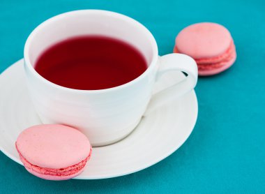 acıbadem kurabiyesi ve bitkisel çay