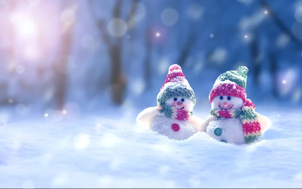Рождеством Новым Годом Открытка Копией Space Two Снеговиков Стоит Снегу — стоковое фото