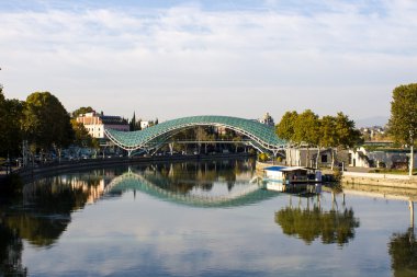 Tbilisi. Pease Köprüsü.