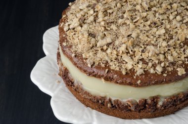 Armut püre closeup ile çikolatalı kek