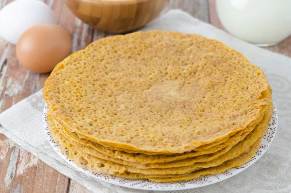 Stack of crepes on a plate, horizontal — Stock Photo, Image