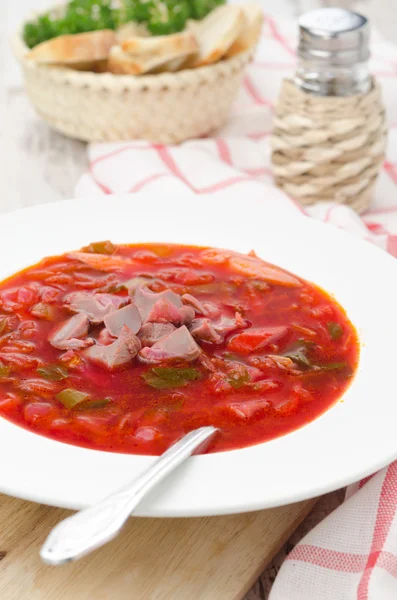 Ukrainian national red borscht on the plate closeup — Stock Photo, Image