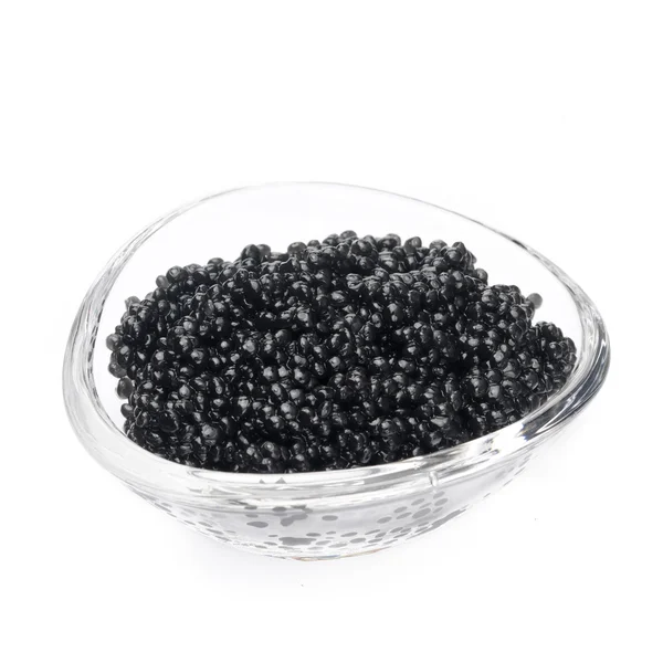 Schwarzer Kaviar in einer Glasschale isoliert auf weißem Hintergrund — Stockfoto