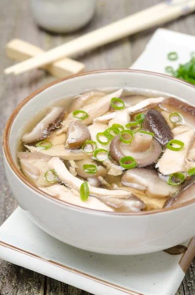 Chinese food - soup with chicken, shiitake mushrooms — Stock Photo, Image