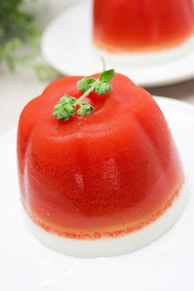 Tomato panna cotta with smoked pepper and yogurt, close-up — Stock Photo, Image