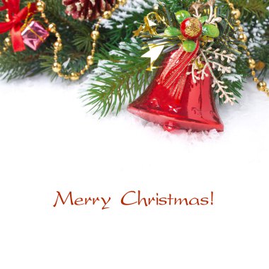 çam dalları, süslemeleri ve bell Noel kompozisyonu