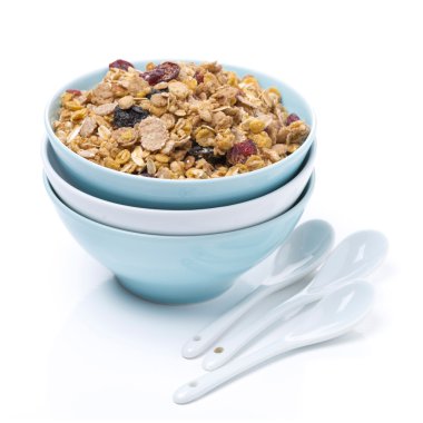 bir kase ve izole kaşıklar, ev yapımı granola