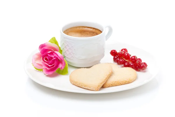 Caffè, biscotti a forma di cuore e fiore San Valentino — Foto Stock