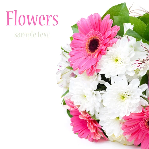 Piękny bukiet kwiatów, Zamknij się, na białym tle — Zdjęcie stockowe