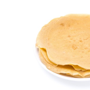 izole bir tabak krep yığını