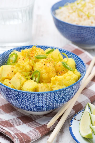 Caril de legumes com limão e hortelã — Fotografia de Stock