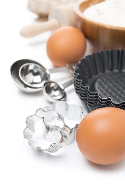 Çerez kesici, kaşık, yumurta ve un pişirme için ölçme — Stok fotoğraf