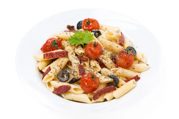 Pasta with sausage, cherry tomatoes and olives, isolated — Stock Photo, Image