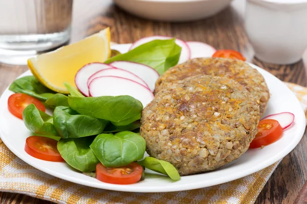 Vegetarian burgers made from lentils and buckwheat — Stock Photo, Image