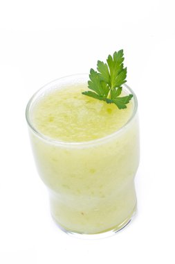 Yeşil elma, kereviz ve izole kireç kokteyl Detoks