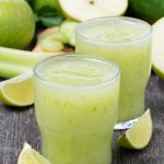 Smoothies of green apple, celery and lime Smoothies of green apple, celery and lime