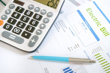 Ev elektrik giderleri ve fatura dökümanı