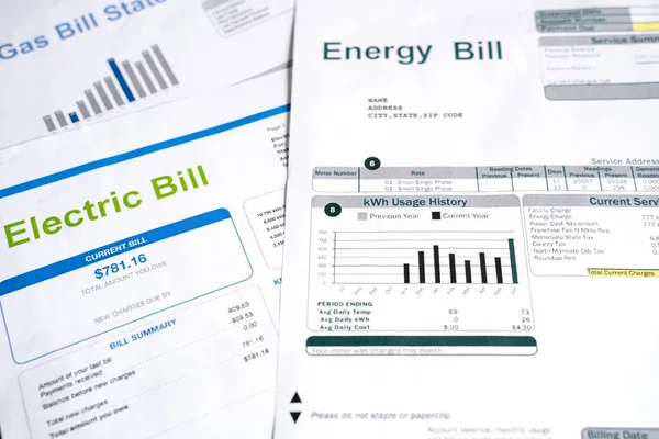 Účty Elektřinu Energii Podle Státní Měsíční Zprávy Zavřít Stock Snímky