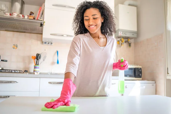 One Black Woman Doing Domestic Housework Home Kitchen — Stock Photo, Image