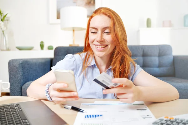 Happy Woman Using Credit Card Purchase Home — Stockfoto