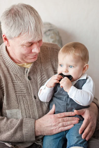 Grandfather and cute toddler boy — Stock Photo, Image