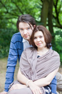 ormandaki aşık genç güzel Çift