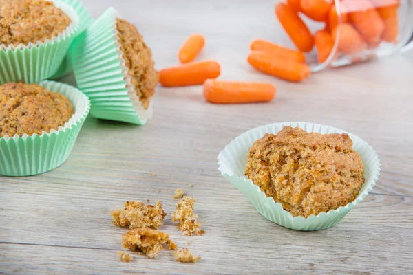 Homemade carrot muffins for Easter breakfast — Stock Photo, Image