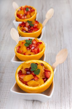 boş-out turuncu meyve salatası