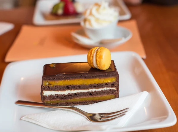 Kousek čokoládového dortu — Stock fotografie