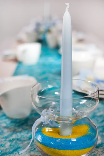Apparecchiatura della tavola per un battesimo, compleanno o matrimonio — Foto Stock