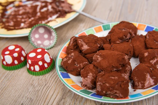 Heerlijke zelfgemaakte chocolade truffel praliné — Stockfoto