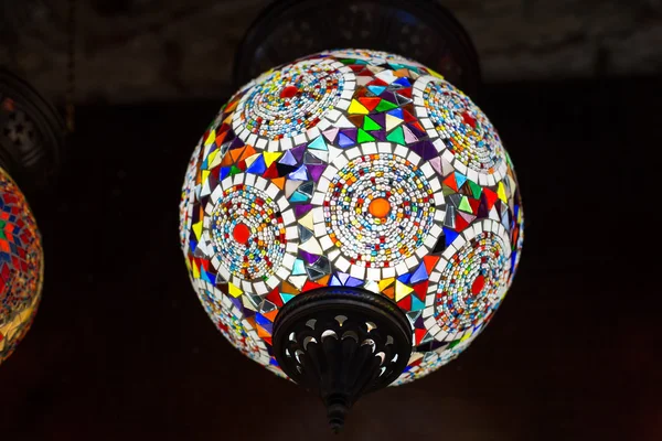 Lampade turche in vendita nel Grand Bazaar, Turchia — Foto Stock