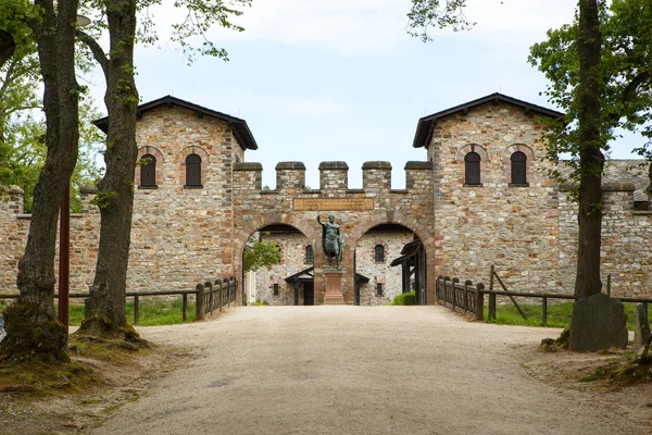 Saalburg rzymski zamek w niemieckich górach taunus niedaleko tramwa — Zdjęcie stockowe