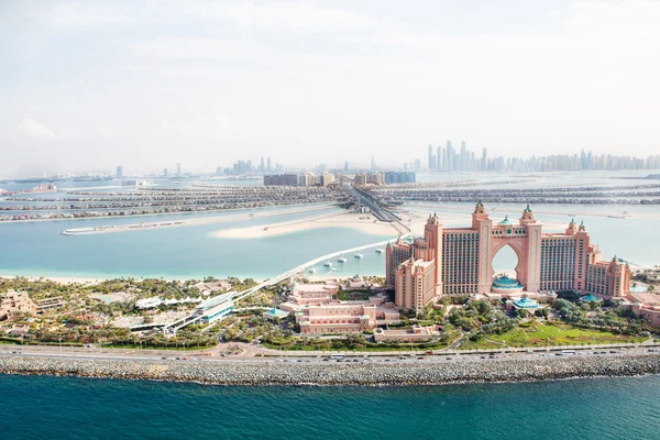 Dubai, Verenigde Arabische Emiraten. Atlantis hotel van bovenaf — Stockfoto