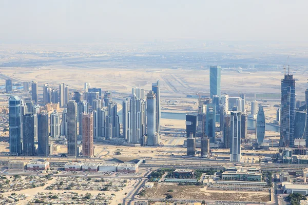 Sheikh zayed road wolkenkrabbers in dubai bekijken — Stockfoto