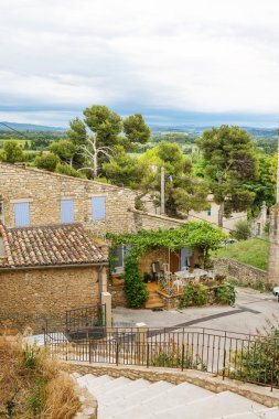 Tipik evleri, Güney Fransa'da, provenc ile Provencal sokak