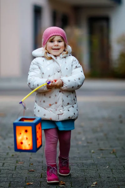 Menina Menino Segurando Lanternas Auto Feitas Com Vela Para Martin — Fotografia de Stock