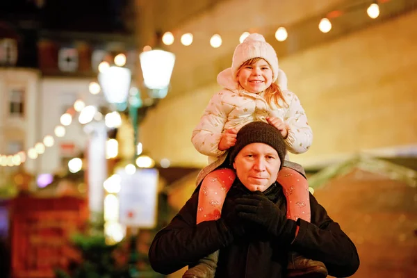 Little Preschool Girl Sitting Shoulder Father Christmas Market Germany Happy — Stock Photo, Image