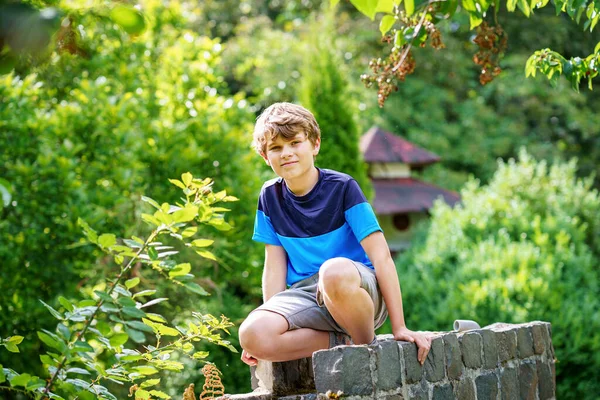 Portrait Preteen School Kid Boy Beautiful Happy Child Summer Garden — Fotografia de Stock