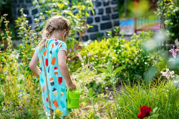 Little Girl Garden Green Watering Pot Preschool Child Using Rainwater — Stockfoto