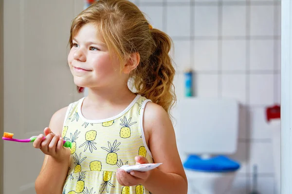 Cute Little Girl Toothbrush Toothpaste Her Hands Cleans Her Teeth — Stock Fotó