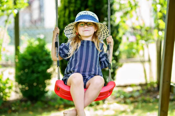 Happy Little Preschool Girl Having Fun Swing Domestic Garden Smiling — 스톡 사진