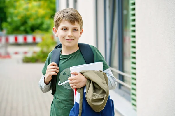 Happy Preteen Kid Boy Backpack Satchel Schoolkid Way Elementary Middle — Stock Fotó