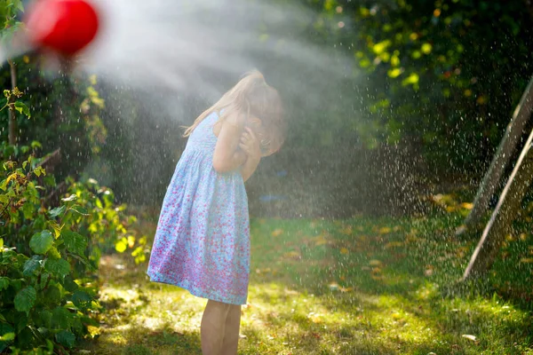 Happy Little Girl Playing Garden Hose Hot Sunny Summer Evening — Stock Photo, Image