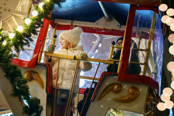 Little Preschool Girl School Boy Riding Ferris Wheel Carousel Horse — Stock Photo, Image