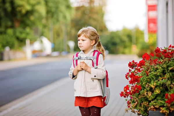 Cute Little Preschool Girl Going Playschool Healthy Toddler Child Walking — Stock Photo, Image