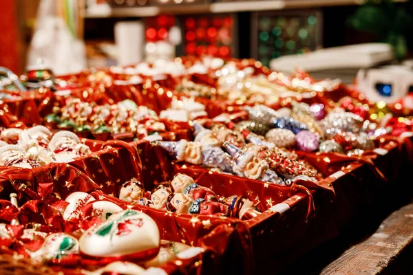 Kleurrijke Close Details Voor Eerlijke Kerstmarkt Ballen Decoratie Voor Verkoop — Stockfoto